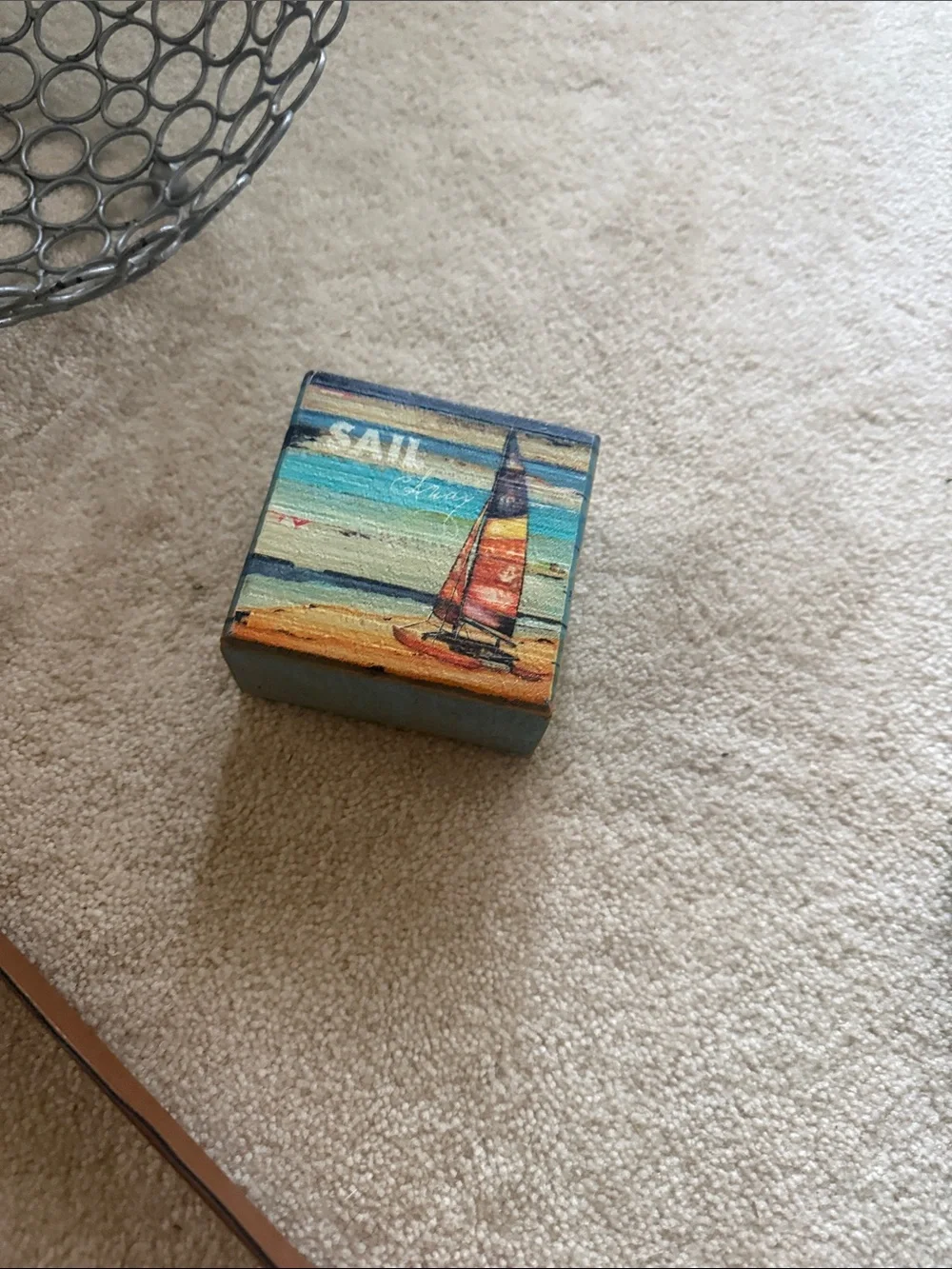 Lot of 4 home decor cute pieces